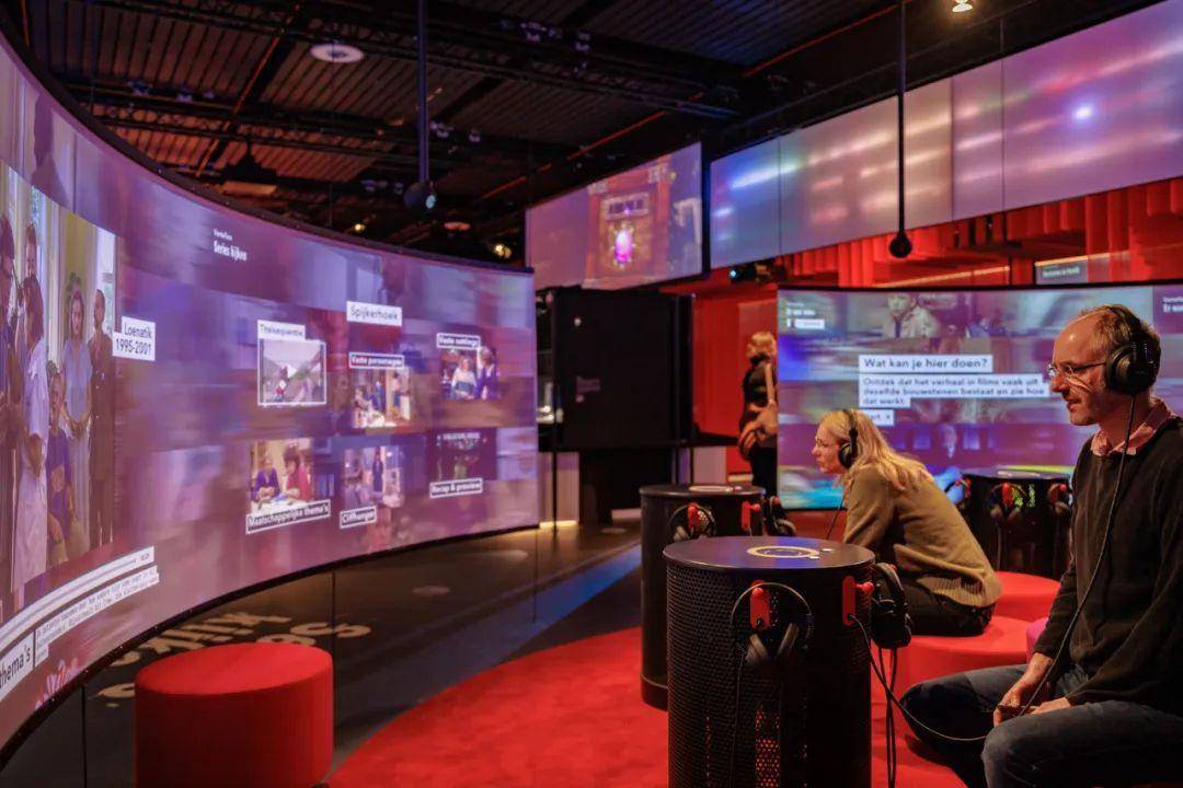 沉浸式互动体验王者:荷兰新媒体博物馆_建筑_展览馆_设计