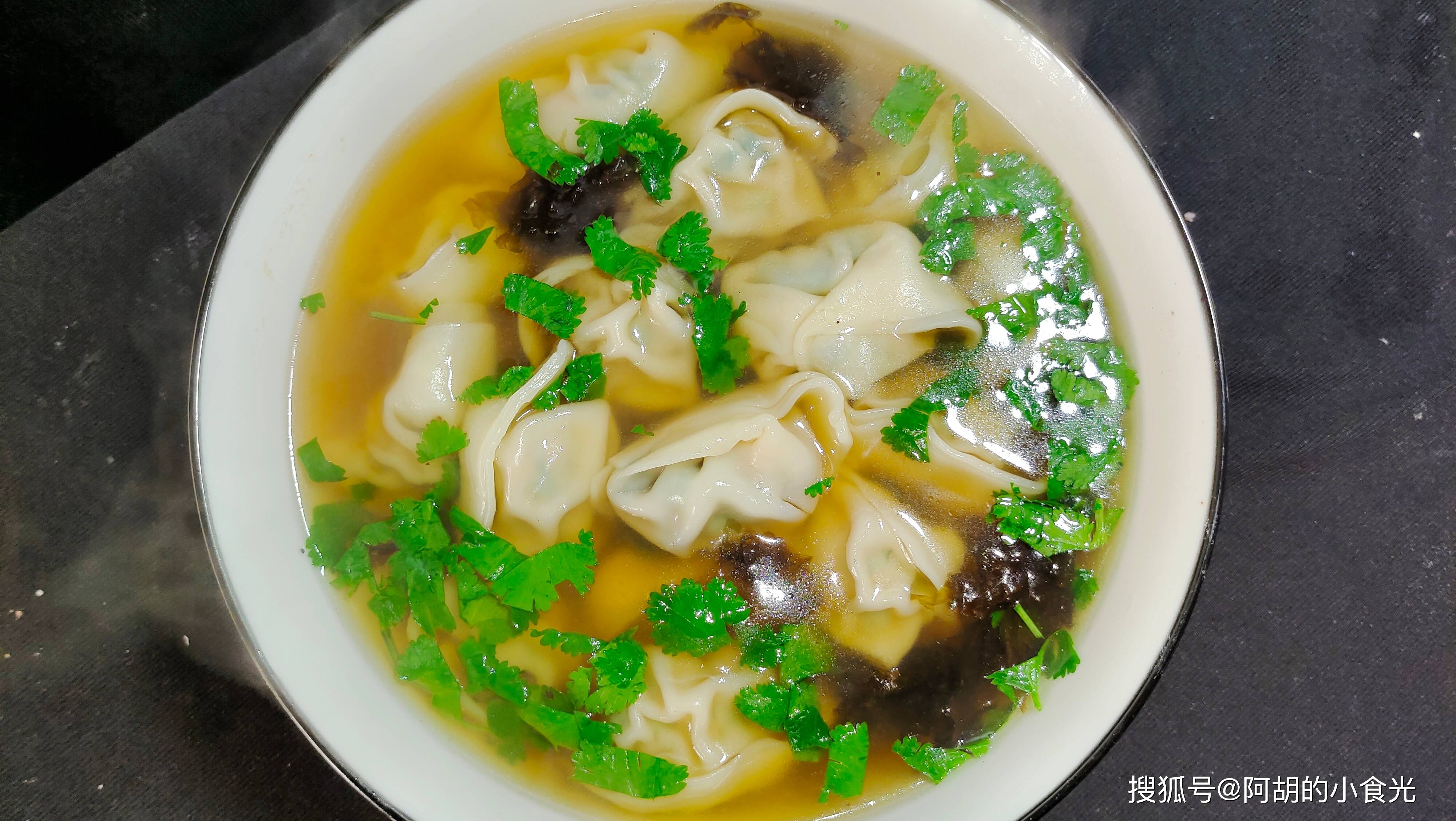 农村遍地都是,包馄饨鲜过荠菜,韭菜_苜蓿_阿胡_榨菜