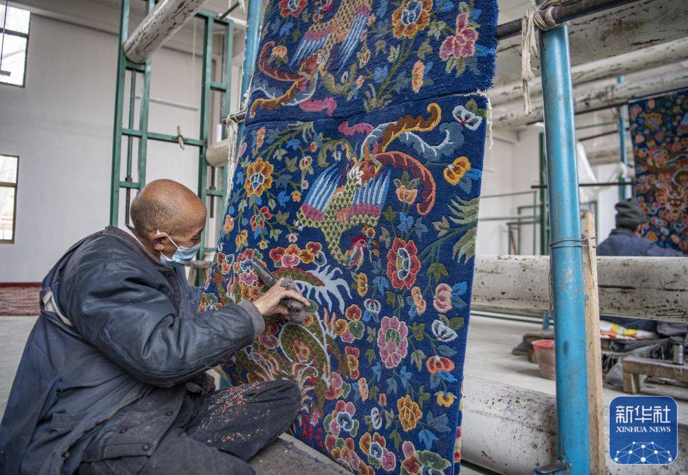 西藏日喀則：汗青悠久的卡墊織造身手
