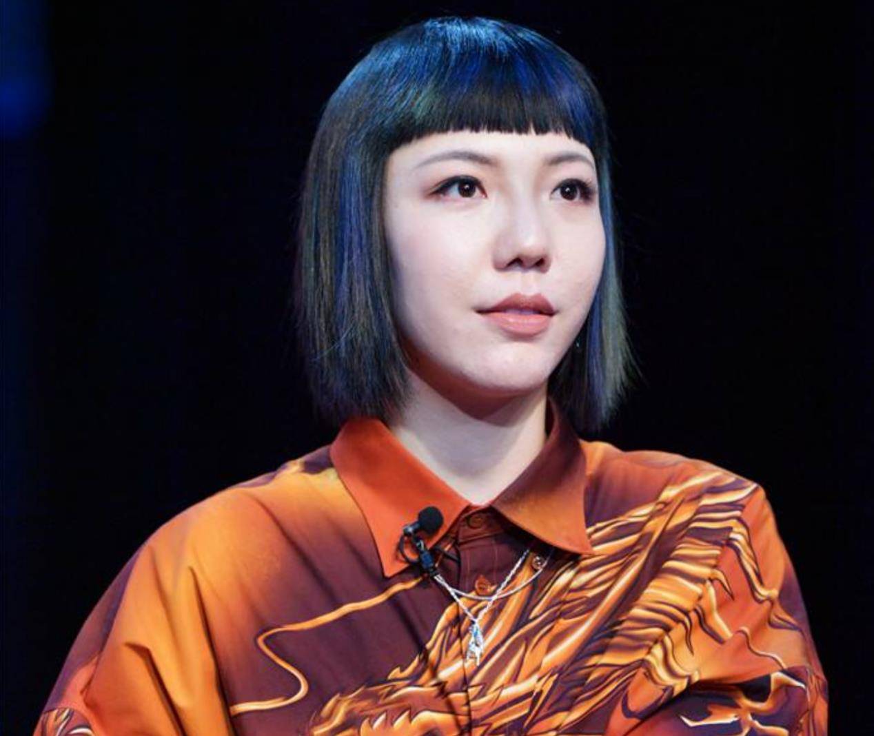 3亿到小县城商演,"消失"2年的吴莫愁,到底经历了啥_父亲_明星_因为