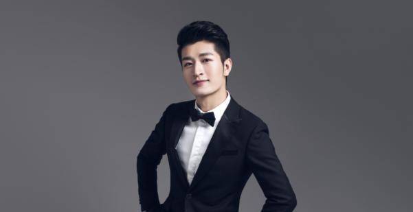 江西主持人尹颂获得电视力捧,接替任姐姐,与电视女子搭档主持!