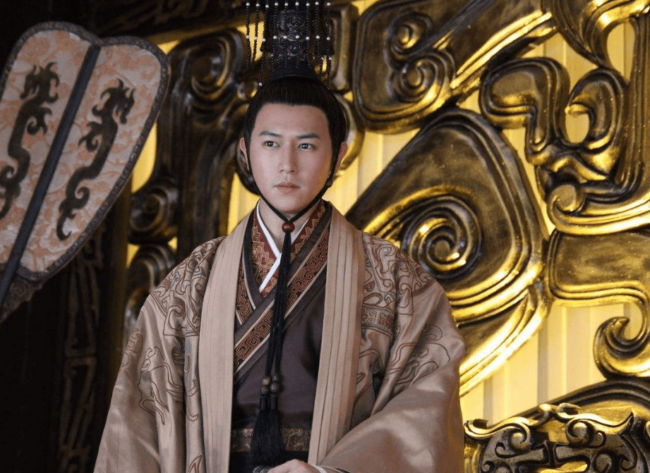 汉武帝要推恩削藩，兄长生下120多个儿子，多年后才知他的高明