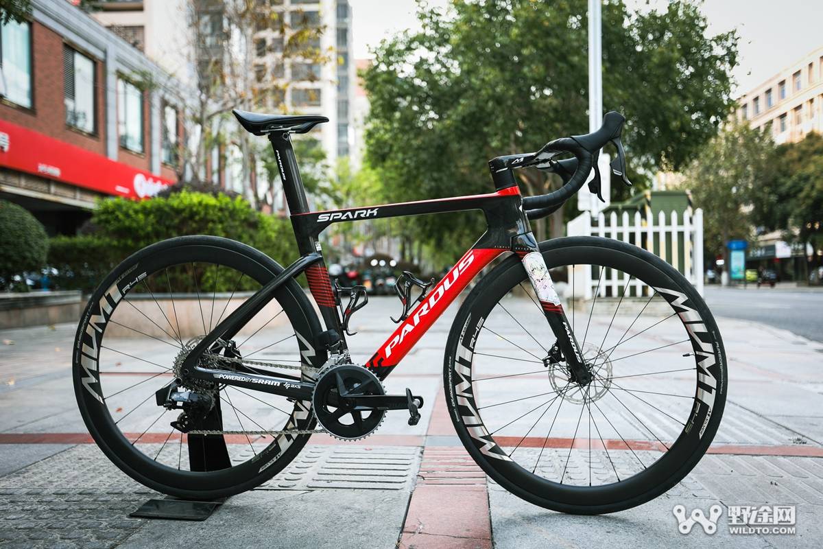 好物推荐 | 瑞豹新一代spark evo速连联名款公路车_搜狐汽车_搜狐网