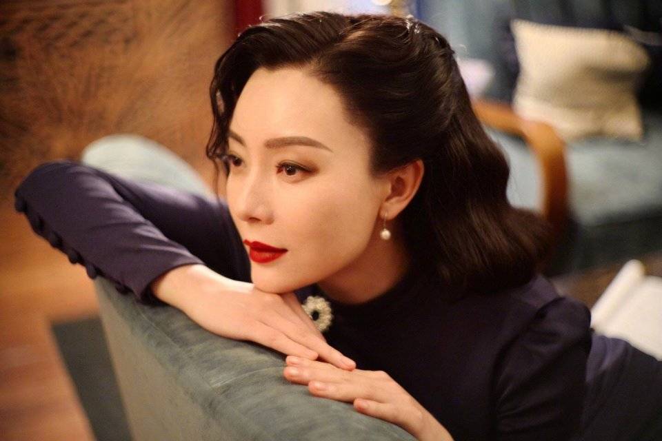 陈数,为了继子至今没有自己的孩子,究竟值不值?