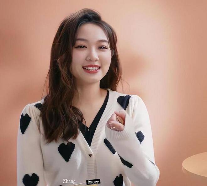 《半熟恋人2》的时候饶明跟张宝儿说我们不合适,_孟昭博_男人_女孩