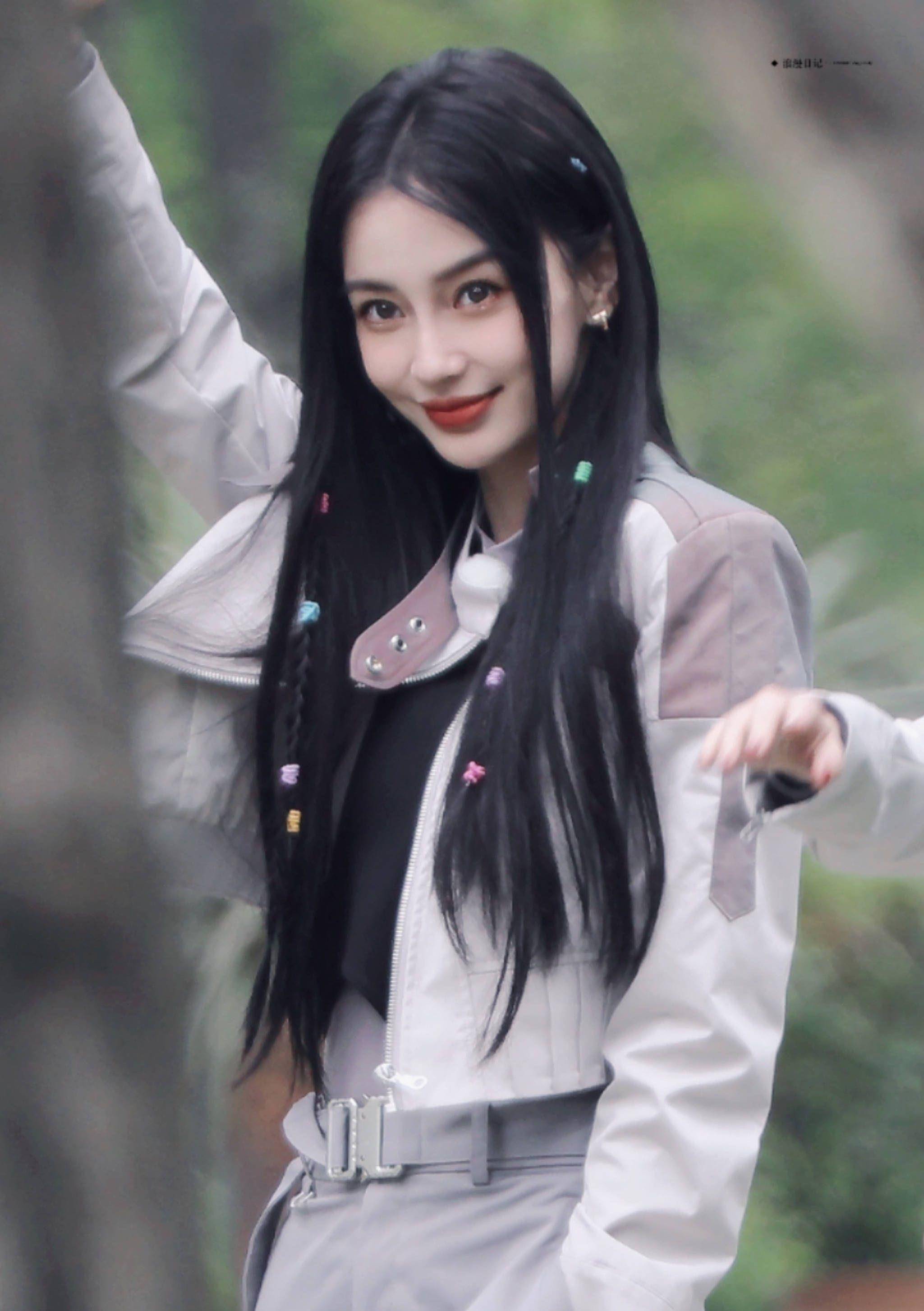 工装甜美酷帅,杨颖宋雨琦打招呼笑容迷人_照片_娱乐界_魅力