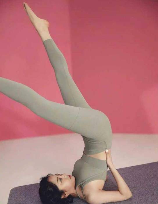 谭松韵健身照火了!