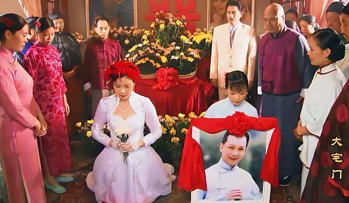 看了《大宅门》的戏外原型,才懂万小菊为何不肯娶白玉婷!