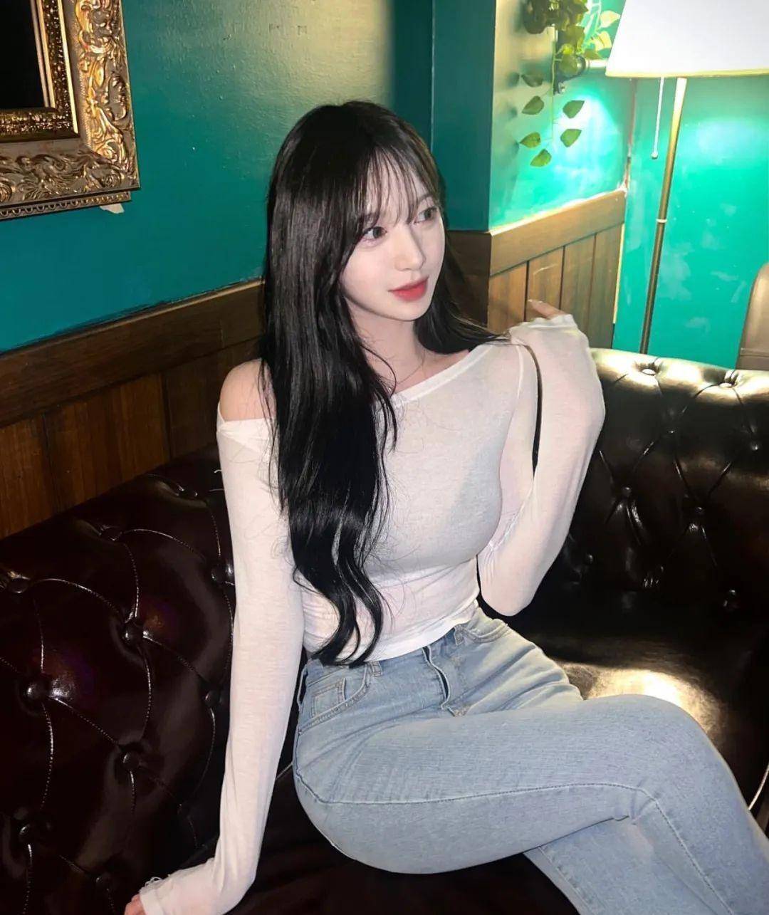 程潇韩guswl,极致身材,完美腰臀比,大长腿惹人注目,_漂亮_姐姐_风格