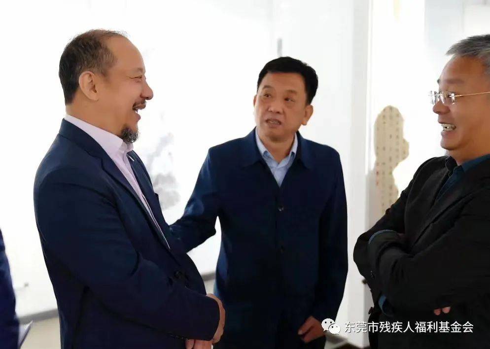 参观中,叶宝维理事长认为这是一场别开生面的文化