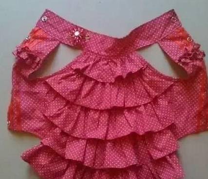 宝宝的旧衣服或碎布头,剪剪就能做一件.