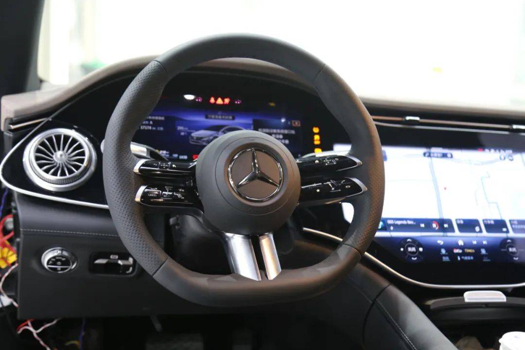 奔驰eqs升级蜻蜓方向盘 香氛负离子_搜狐汽车_搜狐网