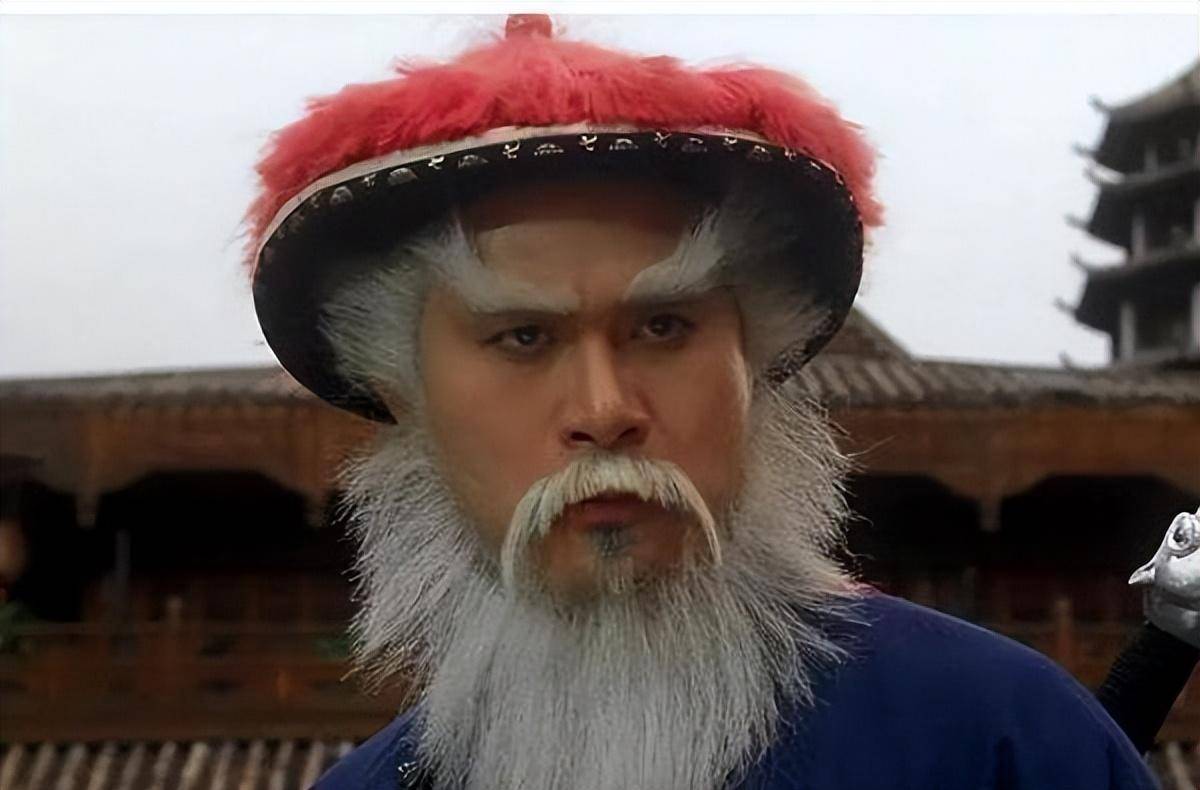 拜月教主,金毛狮王,鳌拜,徐锦江演过的角色可谓是狠辣无比,随便拎出来