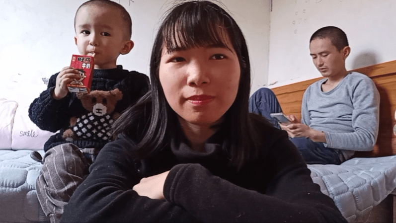 越南媳妇小邓远嫁安徽,靠自己努力在云南买房,今年想回越南探亲_爸爸