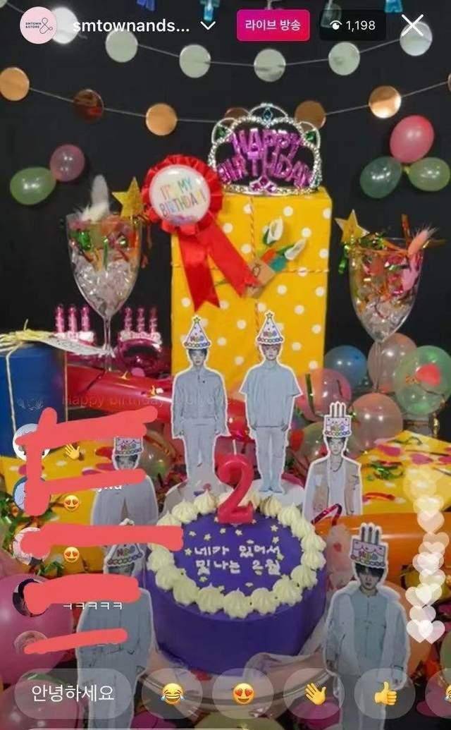 而且,看来sm公司准备的生日派对,粉丝们比路人的反应更大,他们都说
