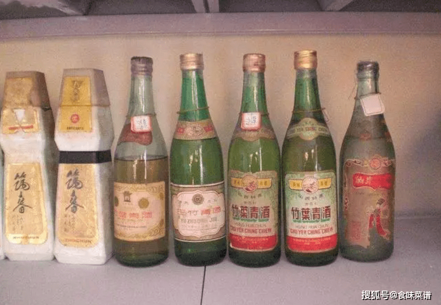 金質酒53度醬香型多少錢(銀質酒53度第三代怎麼樣)