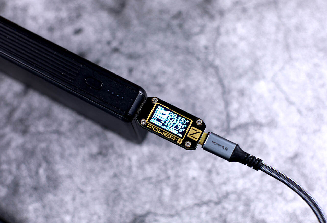 威宝240W C-C快充数据线:高速、高清、快充,我都有