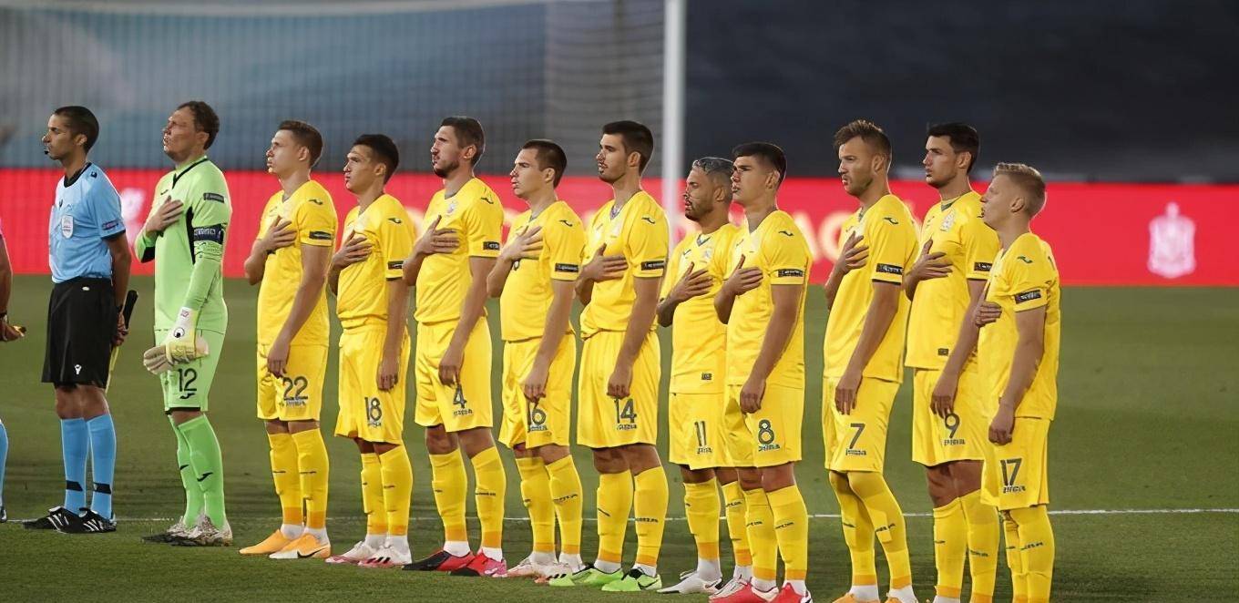 非洲杯预选赛冈比亚放阴招,奥巴梅杨滞留机场六小时_加蓬_球员_全队