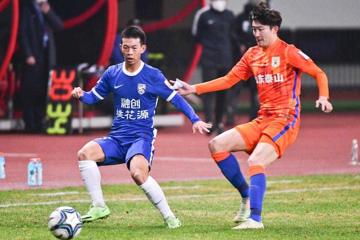 大连人赛季首胜|梅州客家赛季首胜？ 大连人元气满满！谢晖打