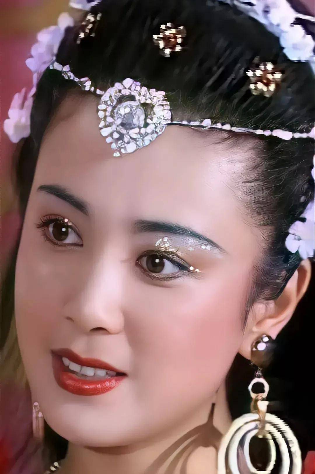 封神榜扮演妲己最成功的三位女星,各领风骚冠华年_张馨予_观众_角色