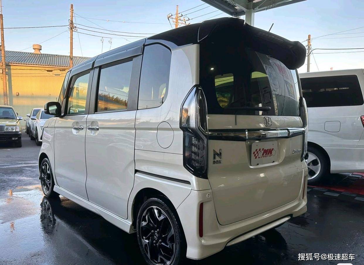 大空间"方盒子"造型 双色车身,新版本田n-box实拍,接替北斗星