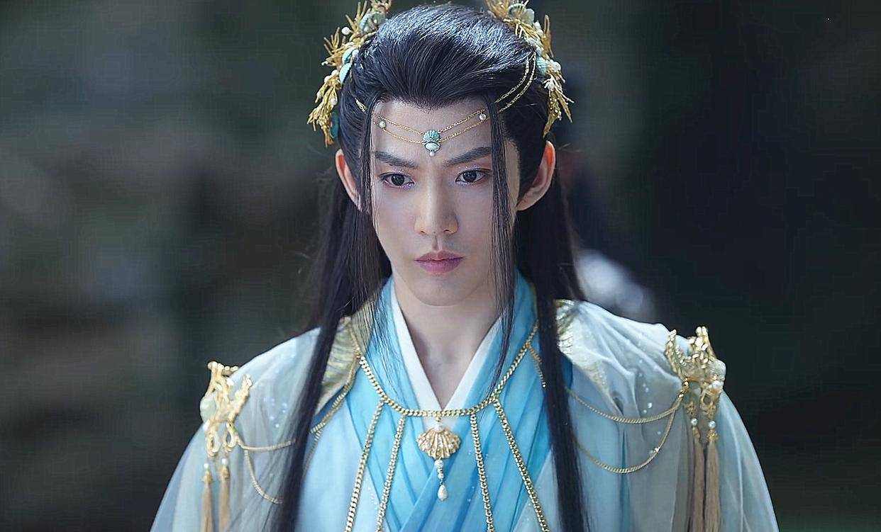 长月烬明》上任魔神和澹台烬、冥夜长得一样？澹台烬是他的转世_搜狐网