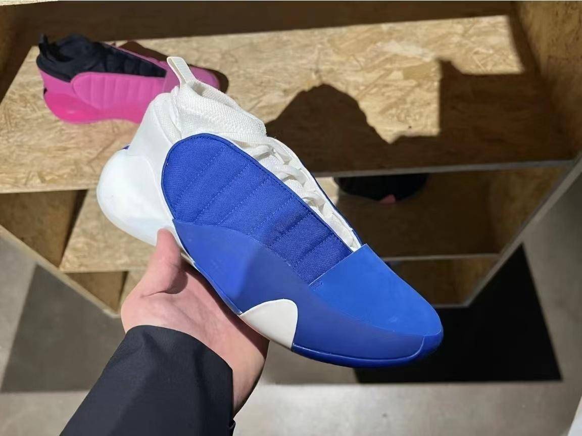 哈登7代签名球鞋"蓝白"配色来袭,最好看的配色_adidas_部位_harden