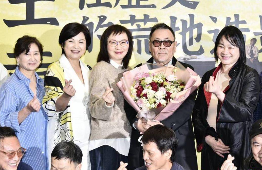 陆小芬以王童执导的电影《看海的日子》获得金马影后殊荣,她回想起有