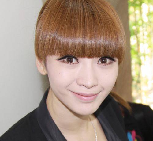 7位"歪嘴女战神":金晨时尚,刘涛大气,何琳歪到离谱_朱迅_柳岩_王心凌