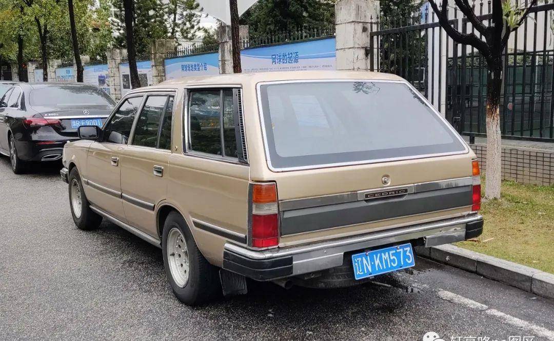 广州组装 丨 日产公爵cedric y30型旅行车云豹yb6470型_搜狐汽车_搜狐
