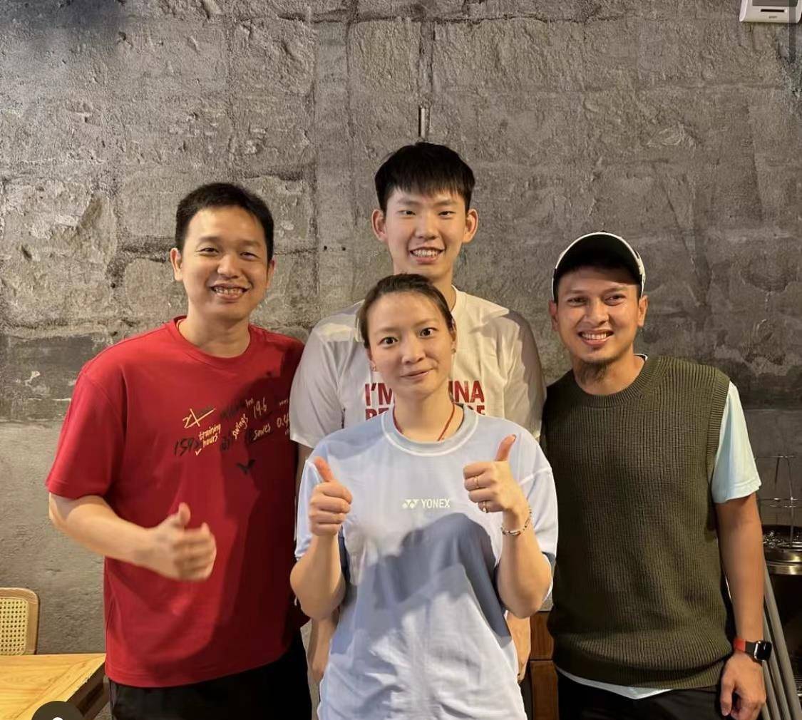 国羽2大世界冠军恋情公开,已见家长好事将近,张军头