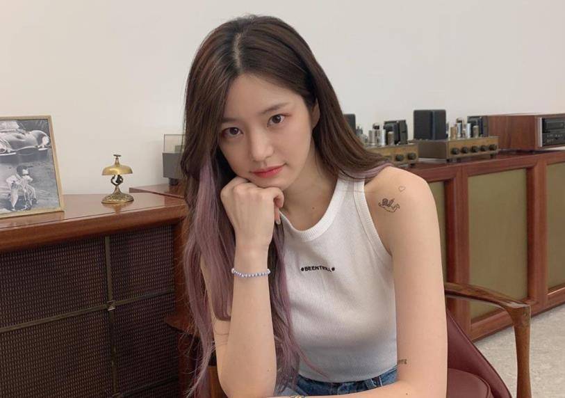 童颜女神李侑菲,和李准基演情侣,还和金希澈关系亲近!_进行_因为_名字