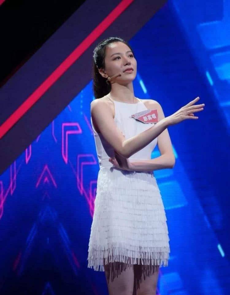 彭高唱,曾被评为北大最牛校花,如今小姐姐已经回到长沙生活了_中国