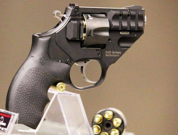 德国造9mm紧凑型左轮手枪 属于手枪中的高端牌子货_marshal_sky_系列