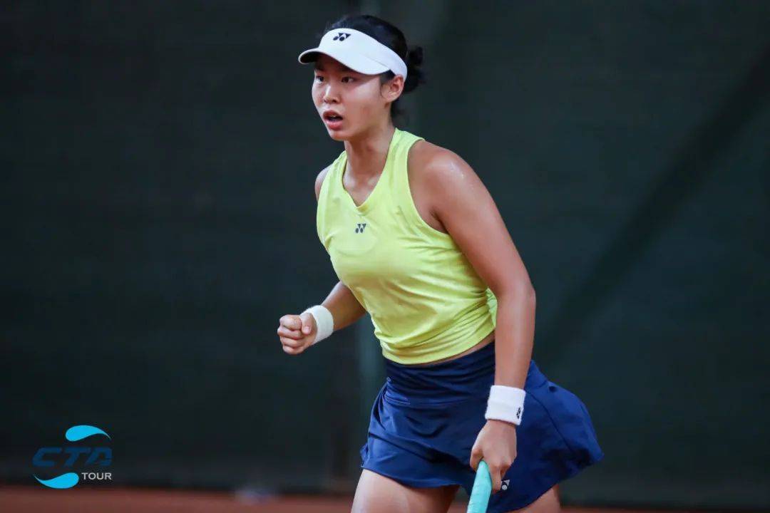 0比1到6比1!中国14岁天才少女空降itf,喜迎2连胜,目标接班李娜