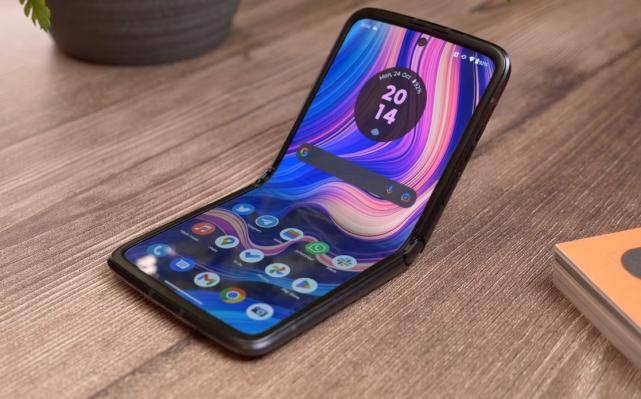 新渲染图泄漏,摩托罗拉 razr 2023 更新预计将于 6 月 1 日发布_手机