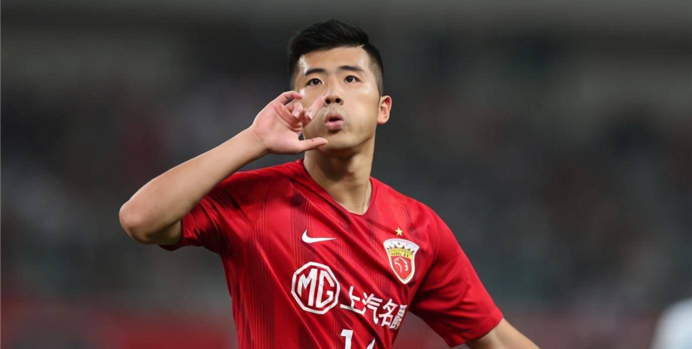 李圣龙头球梅开二度!上港完成逆转,斩获亚冠首胜_比赛_悉尼_奥斯卡