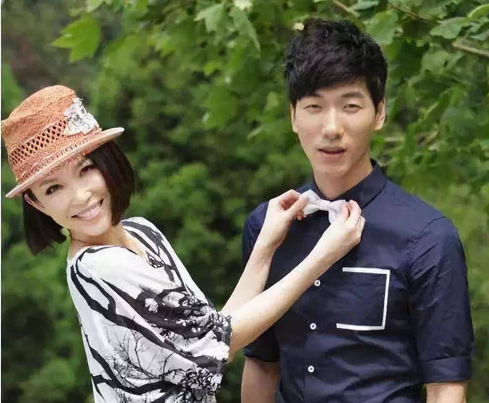 张亮营造的这场戏,要演到什么时候呢_寇静_网友_妻子