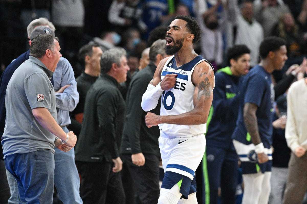 从爵士拆队专家到森林狼大心脏先生 35岁康利扭转了风评_比赛_首轮