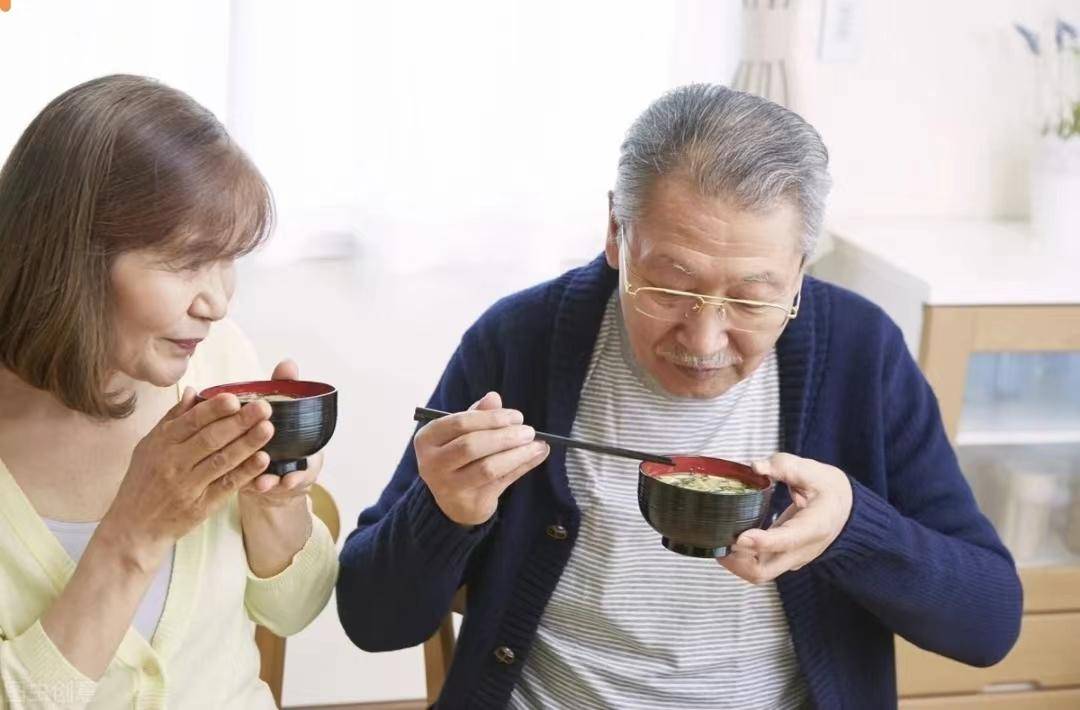 建议:50以后,吃3样忌3样,为了健康请管住嘴_身体_食用_食物