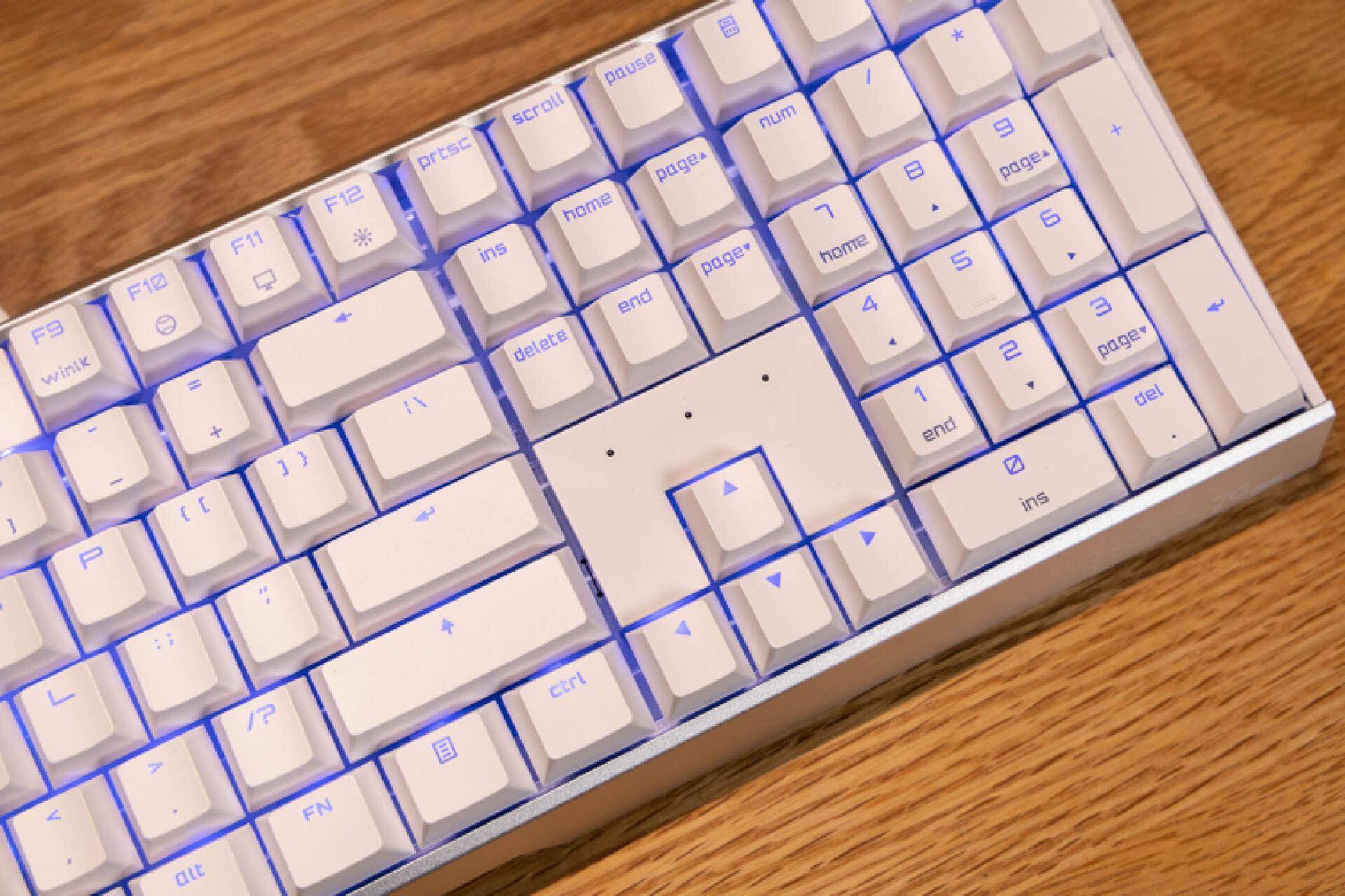 全新玉轴,全球限量999把,cherry mx3.