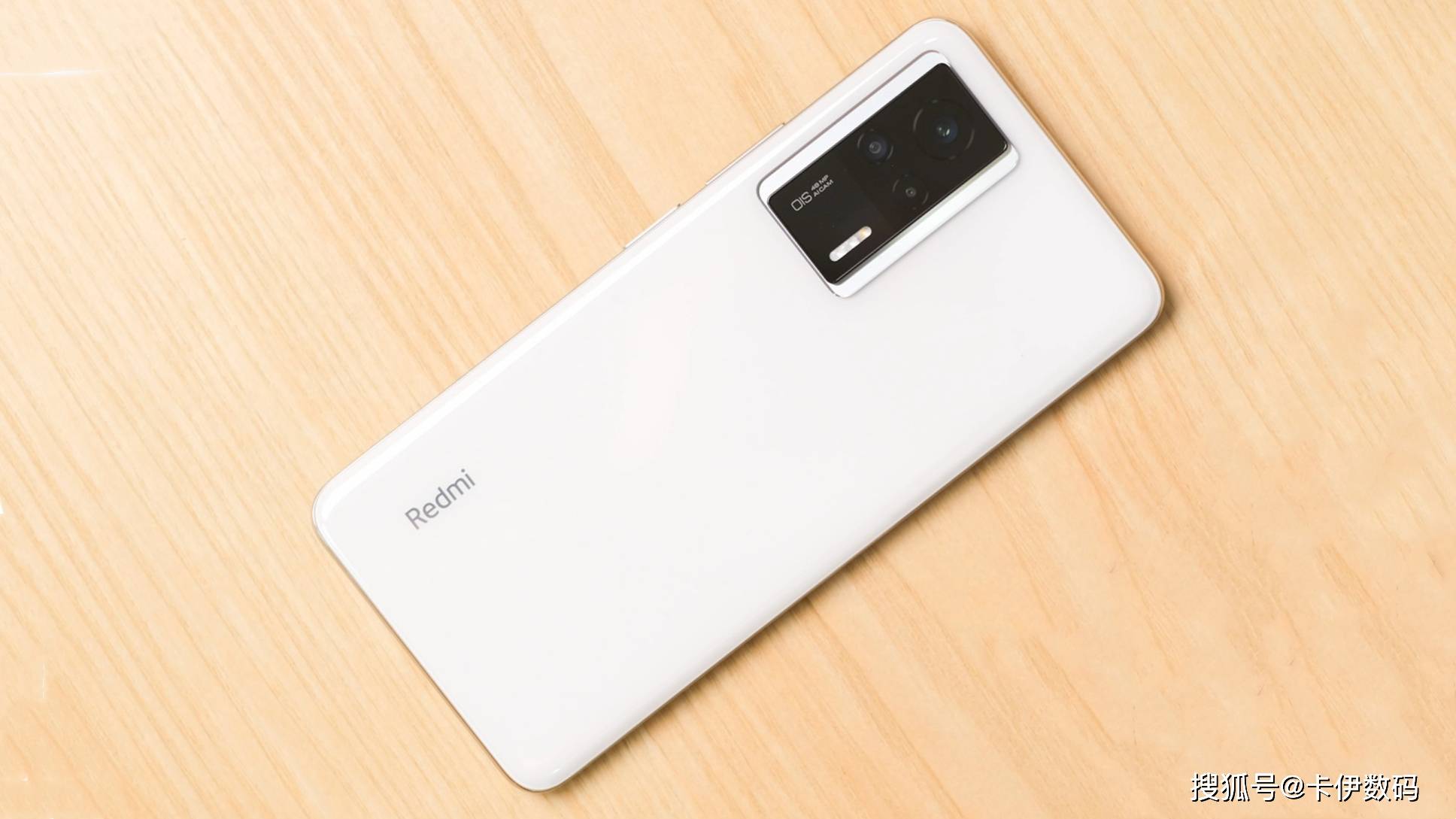 都在冲1tb的红米note12turbo?别忘了这款1999的红米老旗舰!