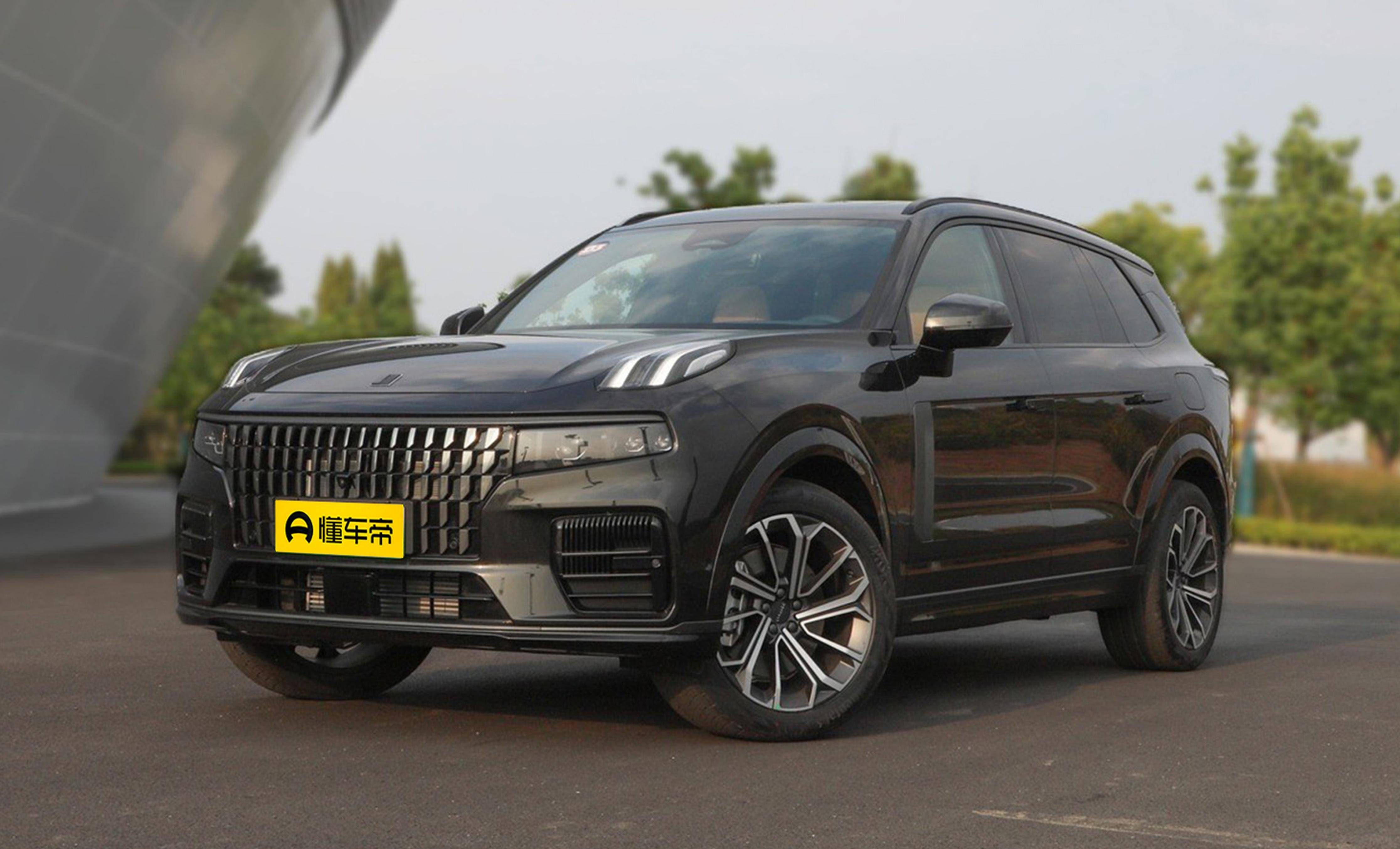 选新能源七座suv,这款领克09 em-p远航版值得一看,动力很强!