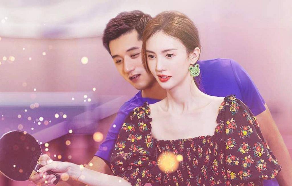 也有人认为是张继科与队友刘诗雯之间有过绯闻,所以导致景甜与其分手.