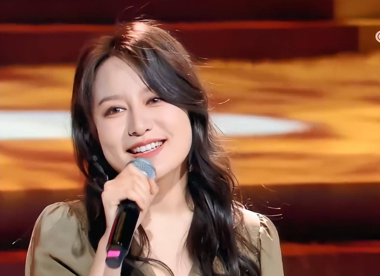 23年四月第三期《星光大道》看似平静实际水平比较高来看看吧_李艳恰