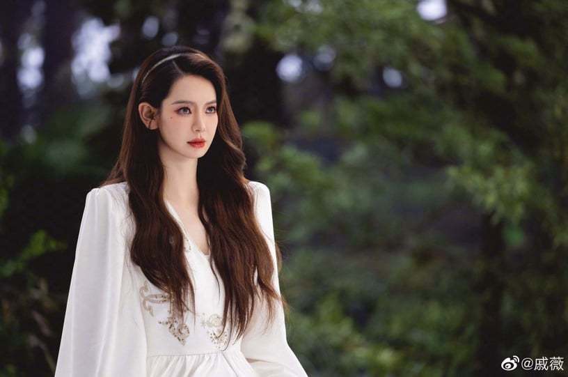 不只杨颖,《长月》孙珍妮有犹太血统,井柏然中俄混血_李治廷_图片