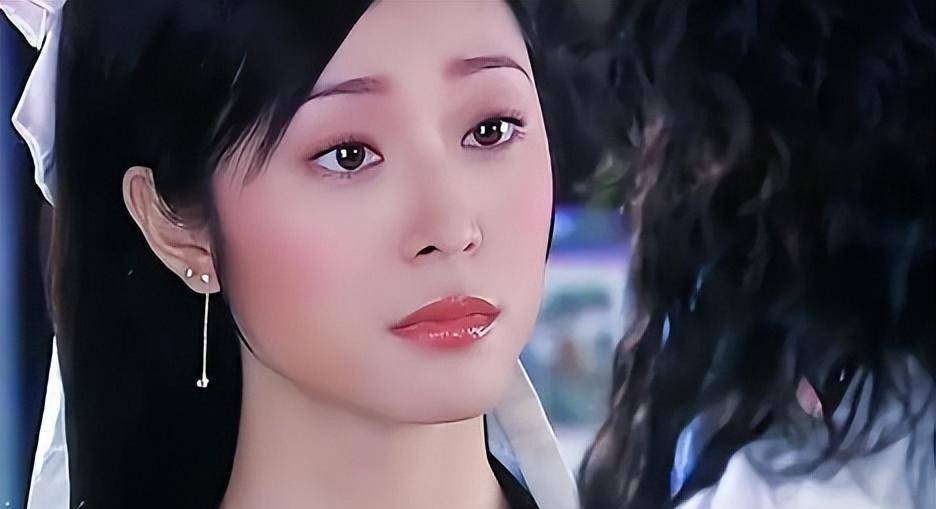 《水月洞天》,给了陈法蓉爱情,但同时也将她推入深渊