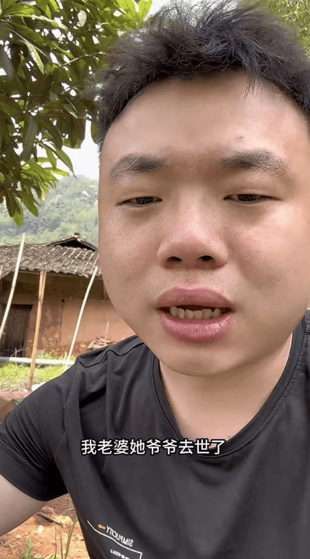 据悉,洪霞1999年出生于四川,别看她才24岁,已经连续生了三个女儿,她从