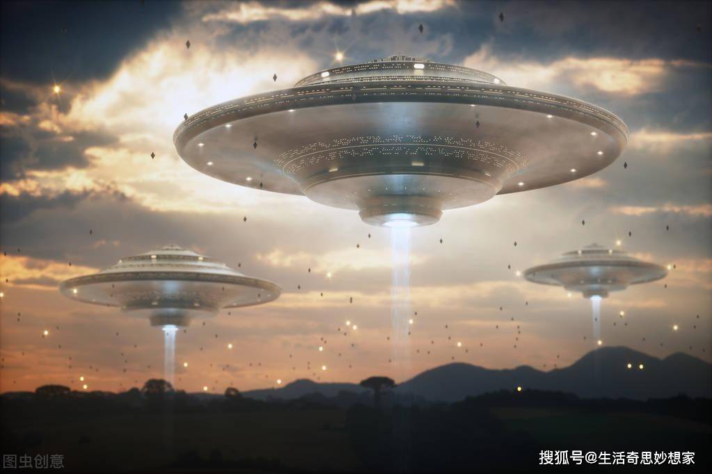 2074年春天,地球还是被外星人入侵了,月球果然是间谍卫星-故事_人类