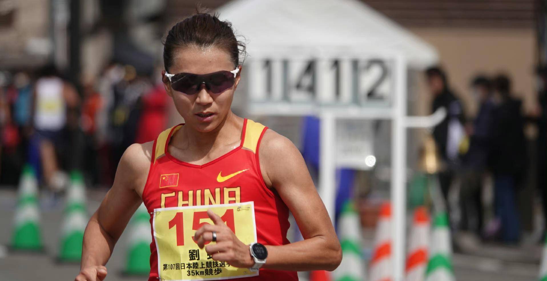 我们35岁的老将刘虹再次打破亚洲35公里竞走纪录_比赛_巴黎奥运会